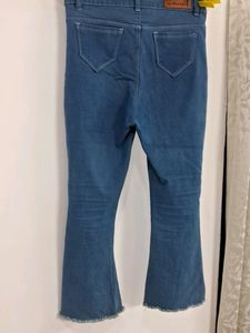 Boot-cut Jeans