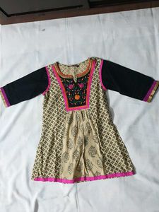 Women's Short Kurti By Srishti Brand, Size M
