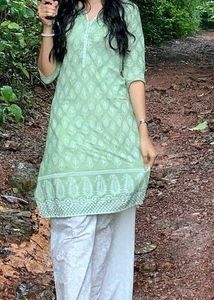 KURTA