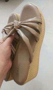Beige Wedge sandal