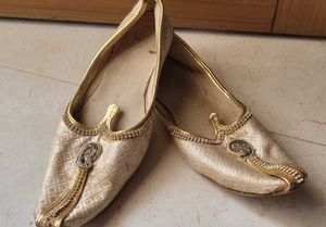 Fancy Men Wedding Jutti Footwear