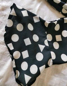 Funky Geometric Print Crop Top