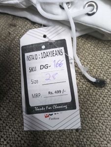 DG166 Size-28 Slim Jeans