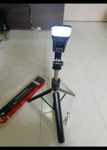 Kratos K9 Selfie Stick with Fill Light Tripod