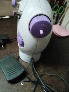 Mini Sewing 🪡🧵 Machine