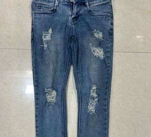 Distressed Denim Skinny Jeans