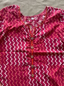 Red Printed Straight Kurta