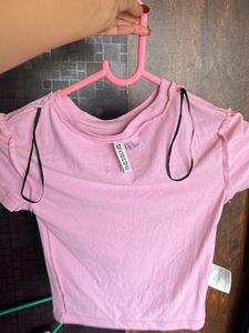 H&M crop top size-xs-colour pink ,at best condition