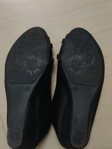 Black Peep-Toe Flats with Gold Accent