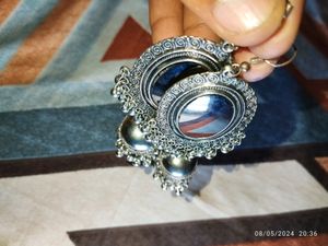 Attractive Shining Earing For Girl And Women.