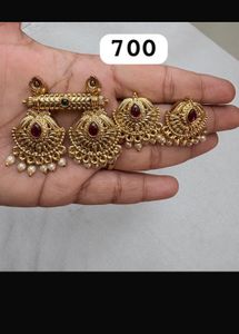 Mangalsutra Pendant With Earrings