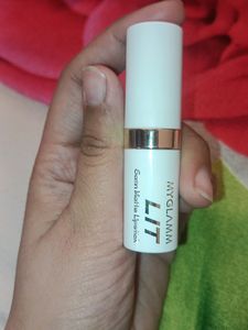 My Glamm Lit Satin Matte Lipstick