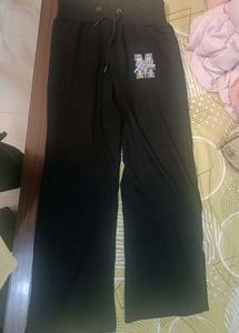 Trendy Trousers