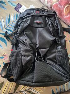 Targus Bags In Triple Balck 15.6 L