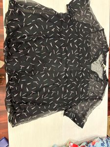 Stylish Black Patterned Top