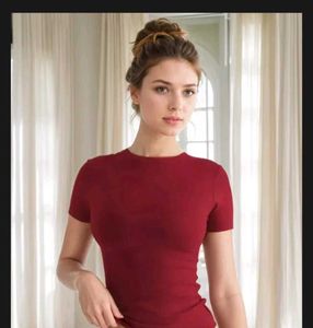 URBANIC GEN Z FITTED TOP