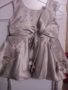 Girl&#39;s Butterfly Dress