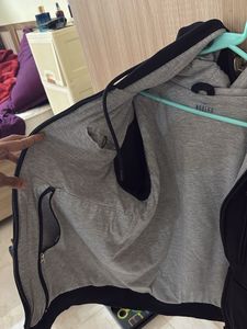 Nobero Travel Hoodie