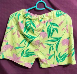 Floral Print Casual Shorts