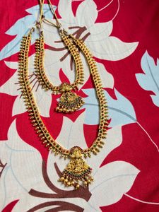 Elegant Gold-Tone Necklace Set