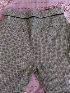 Patterned Casual Pants