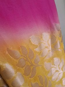 Yellow &amp;. Pink Two Shades Bandhani Sare