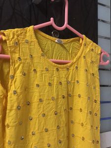 Yellow Sleeveless Kurta