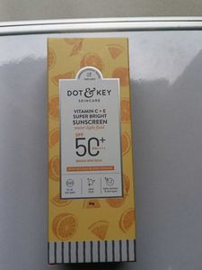 Dot & Key Sunscreen SPF 50