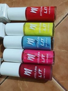 Myglamm LIT Nail Enamel
