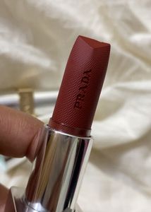PRADA MONOCHROME LIPSTICK