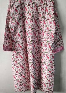 Combo Of 4 Beautiful Kurtis..🌻💗
