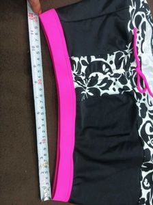 Floral Swim Skirt - Black &amp; Pink 💚