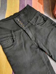Black And White Skinny Jeans Combo