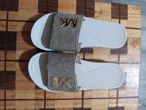 Michael Kors Authenti Slides