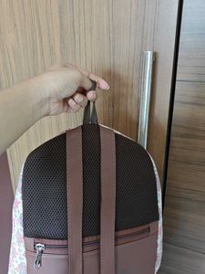 Zouk Floral Print Backpack