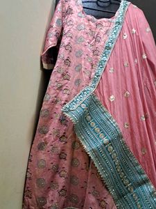 Elegant Pink Kurta Set