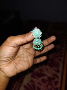 Stylish Jhumka Earrings