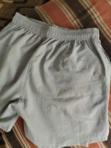 NIKE SHORT FOR MEN AND WOMEN BOTH FREE SIZE