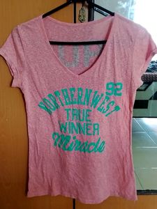 V-neck T-shirt Coral Colour