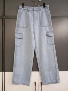 339. Light Wash Denim Cargo Pants