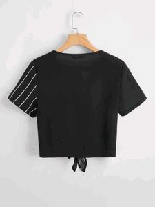 **Negotiable** Cute Black Crop Top