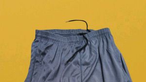 J@07 Size-28 (Sale) Latest Ladies high waist Jeans