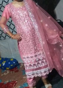 Pakistani Suit