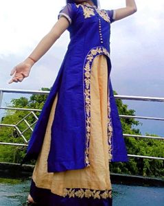 Elegant Blue &amp; Beige Kurta Set🩷