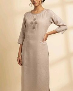 Elegant Beige Embroidered Kurta