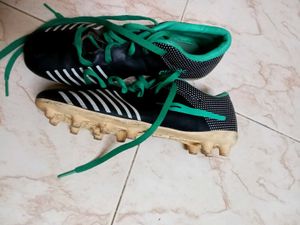 Sport Shoes Size 5
