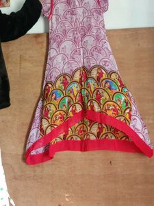 Printed Women&#39;s Ethnic Gown