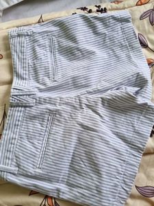 Giordano Striped Slim Shorts