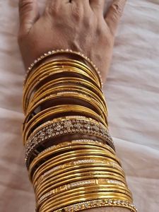 Golden Bangle Set