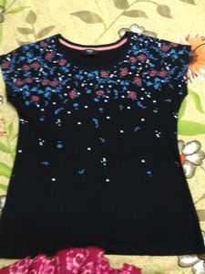 Max Tshirt